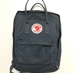 Fjallraven Kanken Classic Backpack Navy